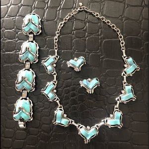 (3) Pc. Vintage Set. Necklace, Bracelet & Clip Earrings.